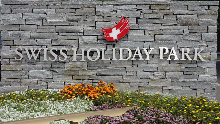 Die Mitarbeitenden der Bernerland Bank haben den alljährlichen Personalanlass im Swiss Holiday Park im Morschach verbracht.